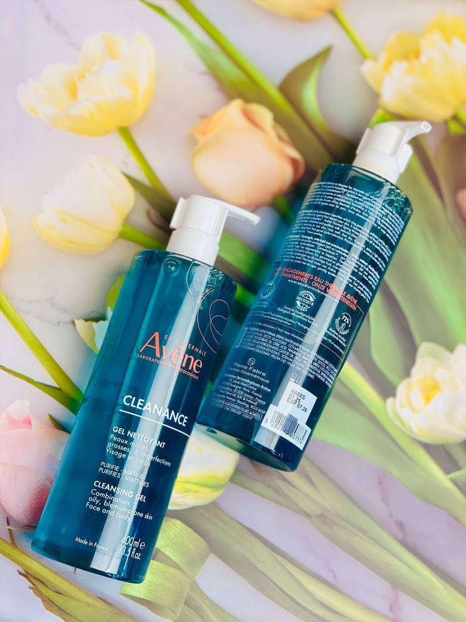 غسول Avène  الفرنسي الاصلي 💯
جل منظف للوجه والجسم حجم كبير 400مل 

مخصص للبشرة المختلطة، الدهنية والمعرضة لظهور الحبوب.
 • ينظف البشرة بعمق من الشوائب والزيوت الزائدة.
 • يساعد على تنقية المسام والحد من الإفرازات الدهنية.
 • يحتوي على مياه أفين الحرارية المعروفة بخصائصها المهدئة والملطفة للبشرة.
 • يمنح البشرة إحساسًا بالانتعاش دون أن يسبب جفافًا شديدًا.
 • خالي من الصابون (Soap-free).
 • مناسب للاستخدام على الوجه والجسم.
✅ يناسب:
 • البشرة الدهنية.
 • البشرة المختلطة.
 • البشرة المعرضة لظهور حب الشباب والشوائب.
المنشأ فرنسا الاصلي 🇫🇷

للاستفسار والحجز مراسله خاص


**إذا كنت صاحب هذا الإعلان وتريد حذفه لأي سبب، رجاءا أرسل رسالة إلى الدعم الفني**