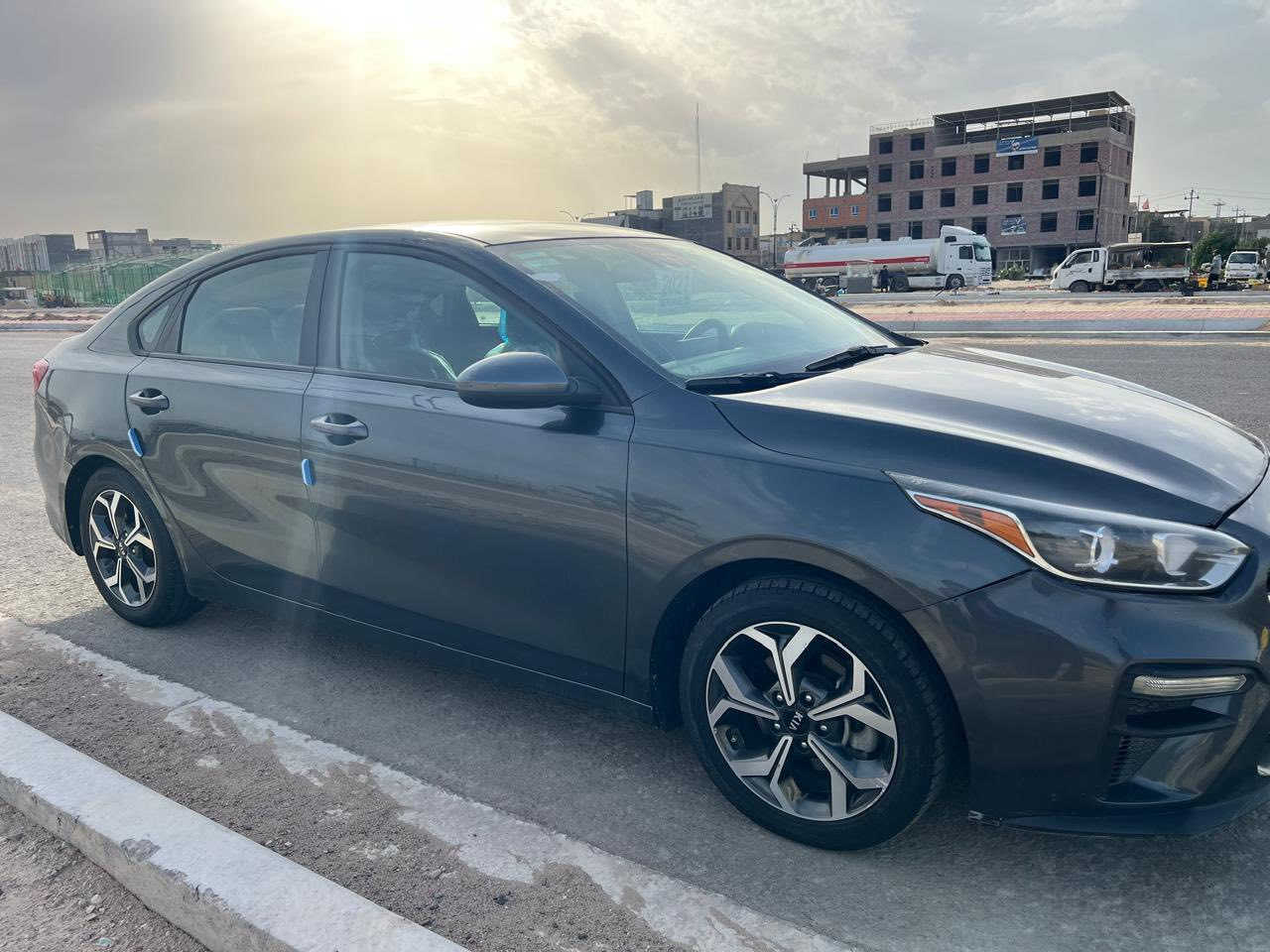 السلام عليكم كيا فورتي 2021 بصره معوقين بعد بيه سنه وتخلص السياره وارد امريكي حادثه الدعاميه فقط والبنيد بس بارد ومرشوش فقط رش بدون فتح والداير الوره مرشوش والباقي كفاله سياره كلهه ليبل واحد 
مكينه 2000 دوش وكير بلكارتون تبريد ثلج حداده تخم تاير جدد السياره جاهزه مابيه اي نقص مواصفات شاشه كامره لايت زنون تحكم ستيرن رادارات قياده ذاتيه كروز مثبت سرعه نضام سبورت السعر 118 وبيه مجال قليل 
العنوان البصره شط العرب الجزيره 
رقم هاتف ***********
