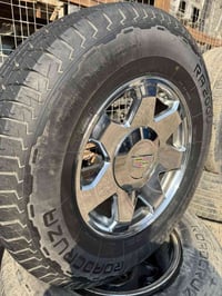 شباب طخم ويل كب اصلي كاديلاك حجم 17 موجود في محل عقيل المرياني العنوان...