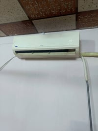 سبلت طن ونص للبيع يبرد بس مرات يفصل من وحده رايده 250 وبيه مجال 077609...
