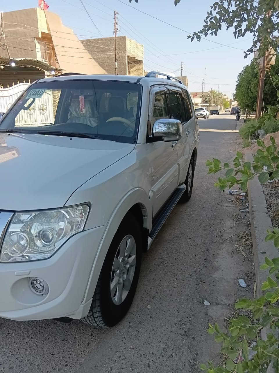 سلام عليكم
باجيرو 2014
محرك 6سرندر 3500
سياره 7راكب
مكفول من الضربه والصبغ
كير ومحرك على وضع الشركه 
فول مواصفات 1 /1 
حبتور 
مري شفط
فتحه 
دمام
لايت زنون 
كشنات كهرباء وجلد 
السعر 165وبيهه مجال بسيط 
***********
