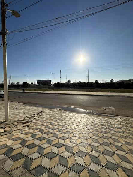 دار للايجار  منظمة او شركة ع طريق القادسيه مباشر
مساحة 600متر 
يحتوي ع سويت + 6غرف نوم+ هول + ستقبال  + مطبخ  + كراج سياره + حديقه 
؛ الاستفسار  اتصال ع 
***********
