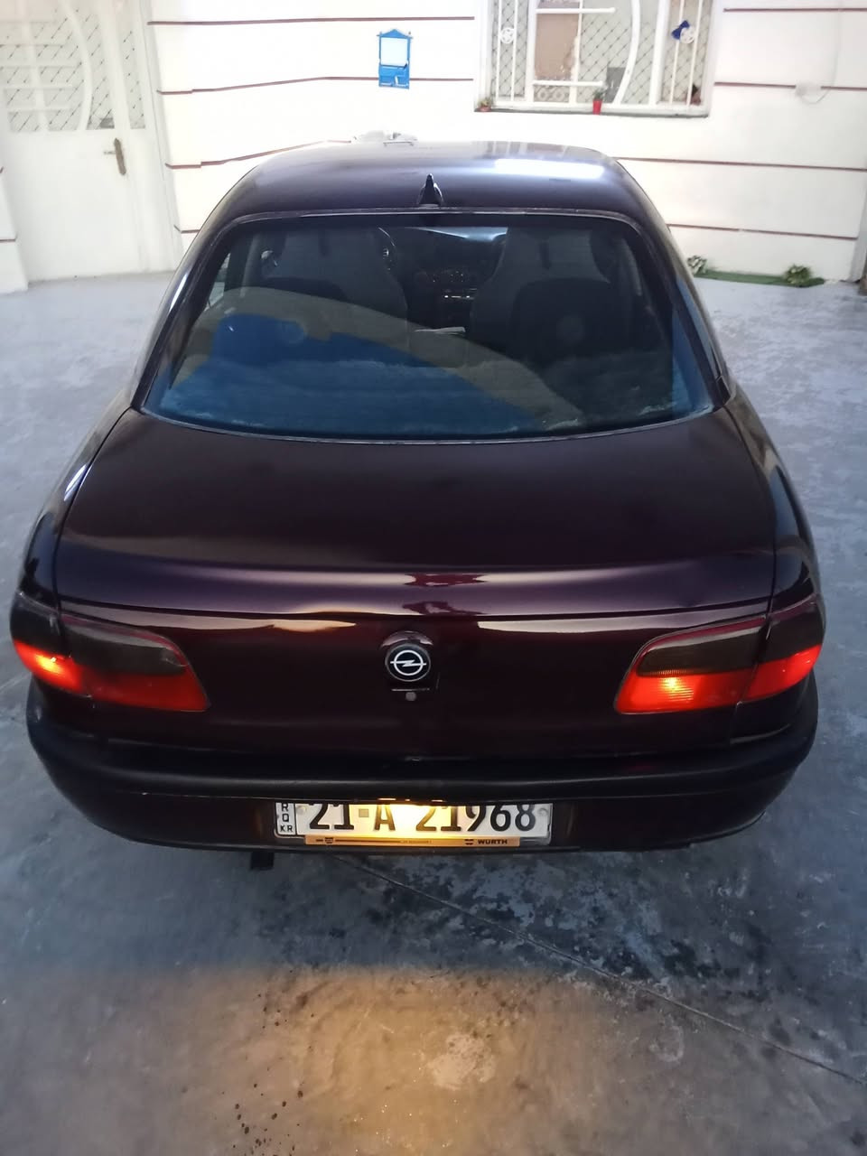 سلام عليكم 

اوبل بزون للبيع موديل 94مصبوغه عام اثر جراد تخم تاير جديد مكينه بيها خيط بخار شرط للبصره اذا نقصت اتحمل مكينه تبريد فقط غاز صونده طكت وما سويتها كهربائيات كلها شغالات بسمي وكاله شرط اني احولك ثاني يوم سنويتها الشهر السادس تنتهي 2026 سعر 42 مكان الصويره
 رقم الهاتف ***********
