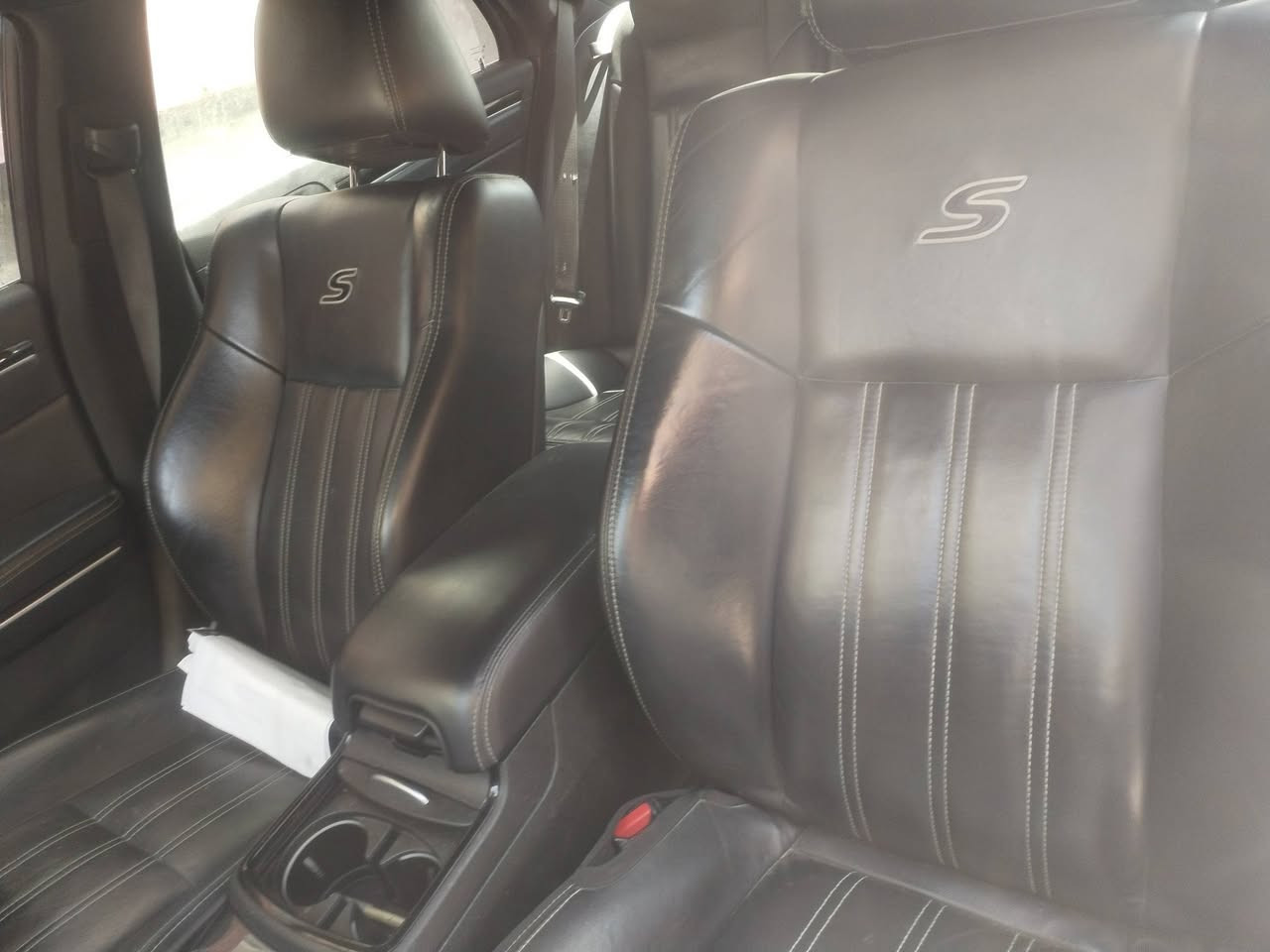 مستعجل ع بيعتها ***********
