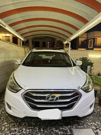 توسان ٢٠١٥ • ماشية ١٦٠ الف • محرك وگير مكفول