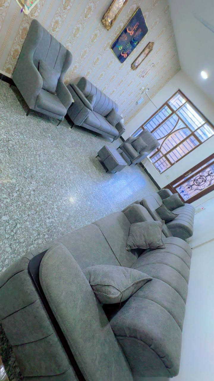 أغراض جديده مستخدمه قليل للبيع وعندي بعد كم رحله خشب وكم لعبه وسبلت أبو طن مو اقتصادي و٤ مبردات حجم كبير نوعيه العالميه لتواصل  
***********

بغداد حي جهاد
