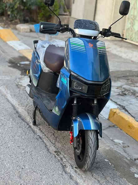 سلام عليكم شباب دراجه شحن للبيع  نوع سكنس دراجه زيرو زيرو صارلها15 يوم من ماخذها من معرض وصل شراء موجود دراجه كل نقص وعيب مابيها امانت الله بعدها بلجيس  بيها مواصفات تخبل 

الموديل 2025❤️
النوع سكنس  شركه جوهره بحريه❤️‍🔥
البطاريات 6دبل😋
التحويلات3😳
السرعه 80❤️‍🔥
الرجوع الـ خلف 🤷‍♂️
لونها مميز🤍
شاشه تاب تعرض الك كل عطل😋
بريكات دهن دسكات هدروليك ❤️‍🔥
تايرات جوبلس🤷‍♂️
دبل إشاره 😋
استان صفح وتعليك😙
تشغيل عن بعد 🤷‍♂️
جهاز إنذار السرقه ❤️‍🔥
بصمات 2🙀
سويجات 2🥺
شاحنه اصليه❤️
مسافه تحت صندوق جبيره ❤️
تمشيك بل شحنه وحده 60كيلو 🤷‍♂️

اي استفسار اتصال 

***********

مكاني بغداد لاعظميه

