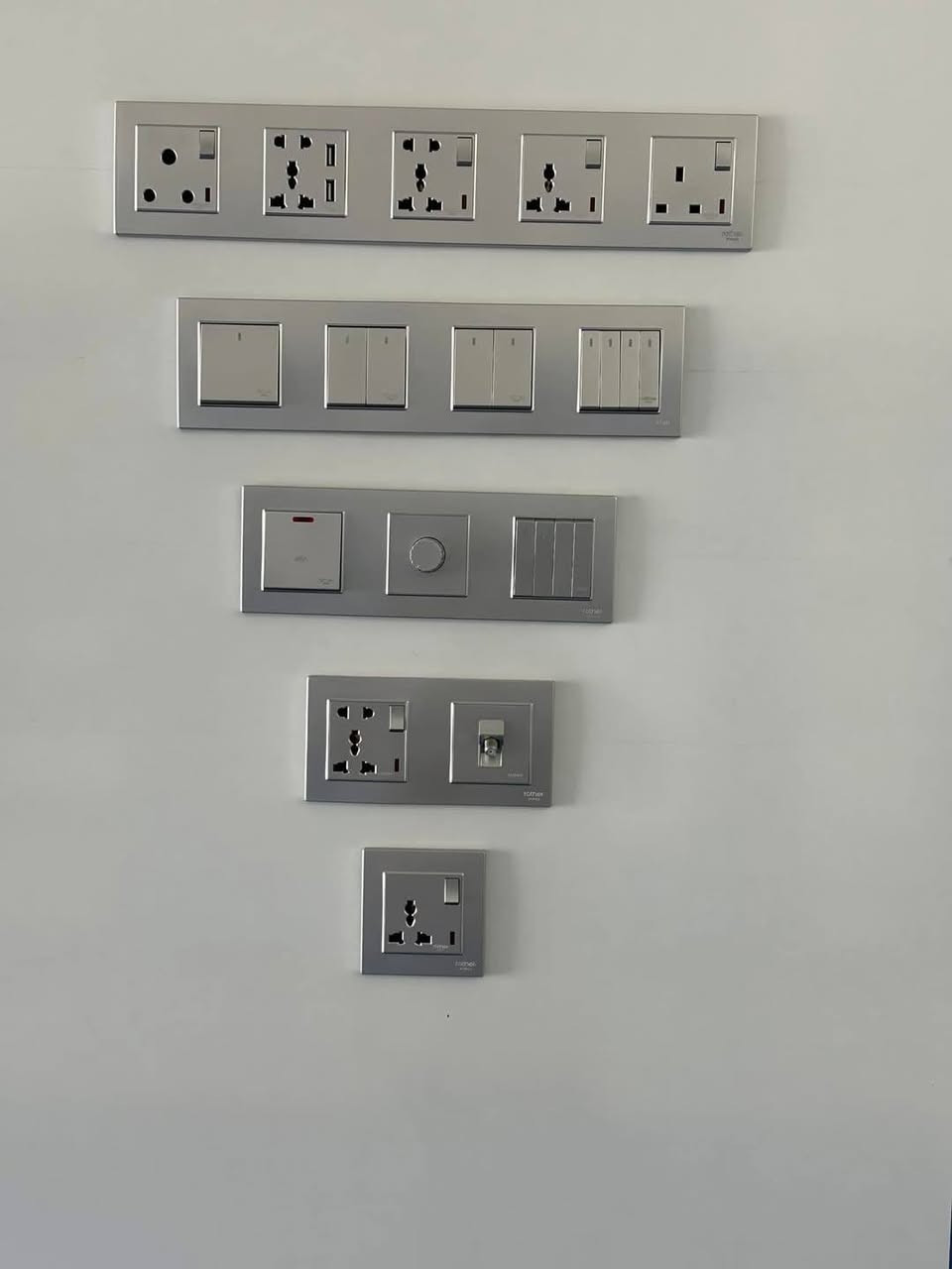 سويجات متصل ماركه روذر ضمان ٢٥سنه حقيقي ستبدل مباشر
(التوصيل مجاني إلى جميع محافظات العراق )

العنوان ديالى المقداديه الحساويه الشارع العام قرب شارع العواشق 

***********
