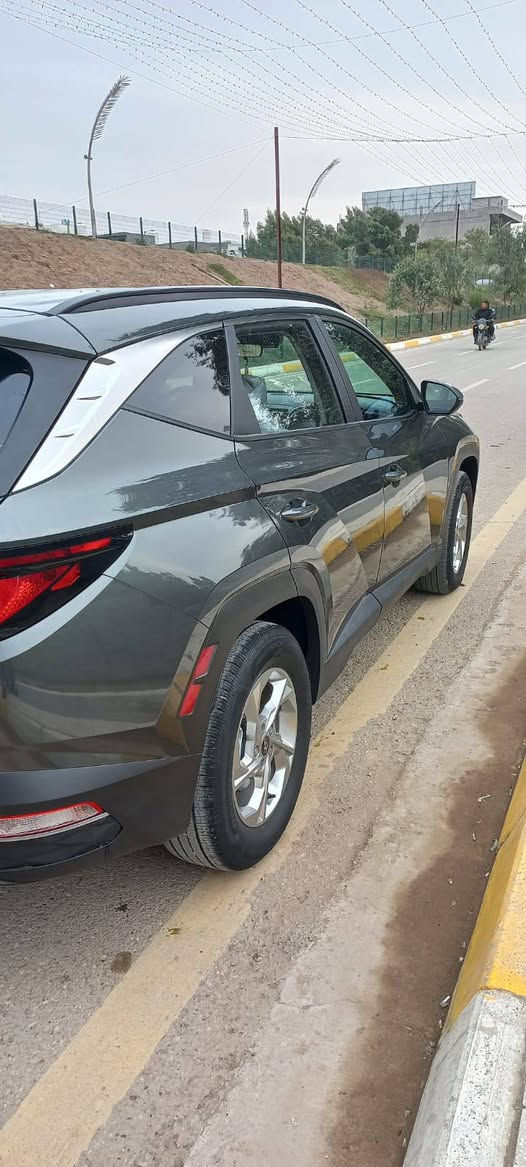 السلام عليكم
للبيع توسان موديل 24 
وارد امريكي رقم بغداد 
بيها ضرر قطعتين بدون دواخل 
وشي قليل يم قبق البانزين 
حالوب بل قماره ولبنيد مامبين 
شغل درجه اولى 
السعر 170وبي مجال 
***********
مكاني ديالى بعقوبه 
الشراي يتصل وبل خدمه 
#لجميع
