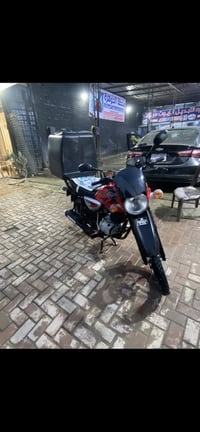 بوكسر للبيع ماشية 19الف رقم مميز رقم 07834053006