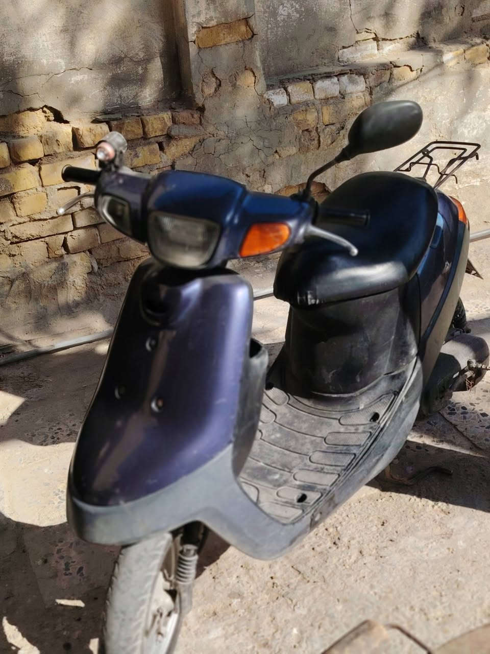 دراجه بطه ما مفتوحه بس الكهربائيات مايشتغلن بسبب الرطوبه السعر 600 وبيه مجال
رقم للتواصل ***********
