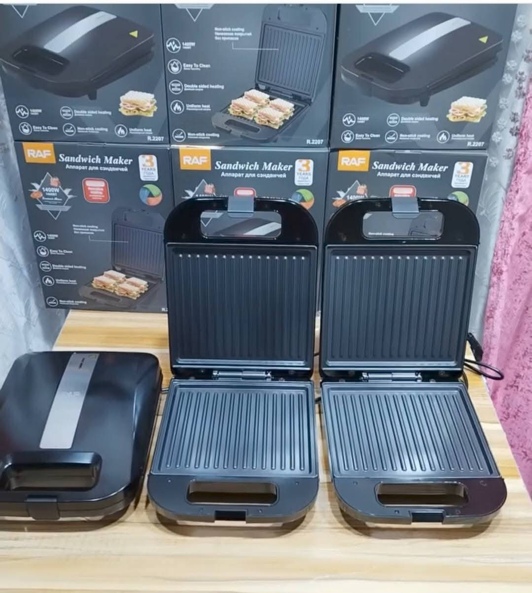 كابسة صاج حجم كبير من ماركة راف RAF الروسية اصلي درجة اولى😍
😍😍كرانيت غير قابل للالتصاق😍😍
🔴🔴 بقوة 1400واط 🔴🔴
😍😍هيتر اعلى واسفل الكابسه😍
🛻🛻توجد خدمه توصيل 🛻🛻
🔴للطلب والاستفسار مراسلة الصفحه🔴
🔴او واتساب *********** 🔴
العنوان عفك حي العسكري 😍
الشارع الرئيسي​لمدرسة​البواسل
مجاور بيت سعيد عطاالله
