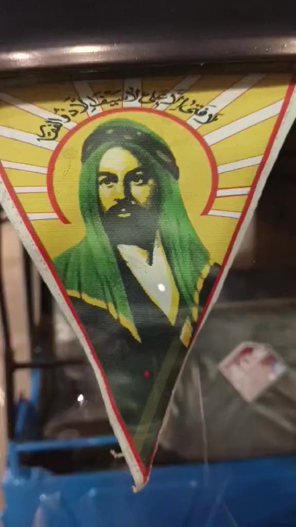 سلام عليكم تكتك للبيع 2022شهر ١٢ مضلع كفله عامه بيه بس خسفه يم البك اليت والباقي كفاله كشر ومكينه العنوان ميسان العماره حي الوحده خاص ماكو اتصل وتدالل ***********
