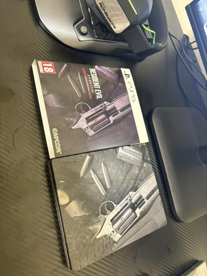 سلام عليكم
للبيع 
رزدنت ايفل ٩ نظافتها ١٠٠٪؜ سعرها ١١٠ قفل 
دفل ٢٠ الف 
مكاني بغداد الكاظمية 
وتوصيل ماعندي ولاحجز


**إذا كنت صاحب هذا الإعلان وتريد حذفه لأي سبب، رجاءا أرسل رسالة إلى الدعم الفني**