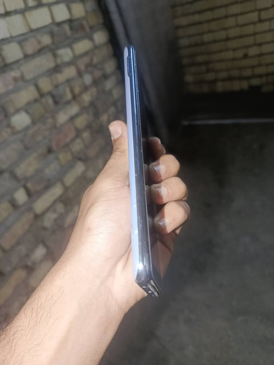 انفينكس نوت 10 برو ذاكرة 256 رام 8 بي كسر بضهر والكاميرا الخلفية بيهة شوية غواش باقي الجهاز مكفول عنواني بغداد مدينة الصدر سوك الداخل واتساب *********** السعر 80 بي مجال حق الجية لا اكثر
