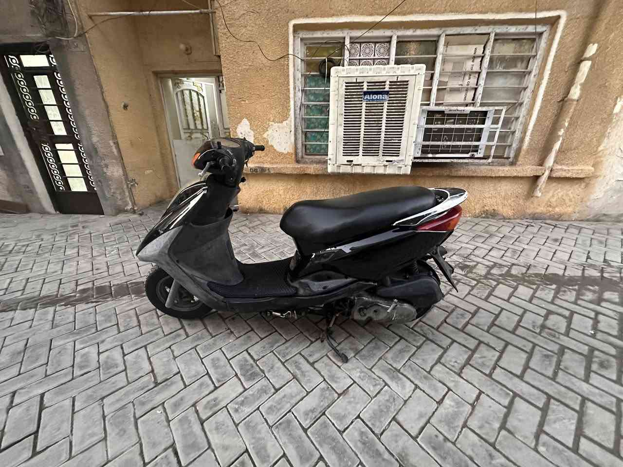 سلام عليكم بريز لايت جوه للبيع كفرات تجاري الدراجه نكره لصبح لعصر بليل شوكت متجيه نكره نقصها بس باتري كفراتها تجاريه سعرها 500 مكاني جامع النداء***********
