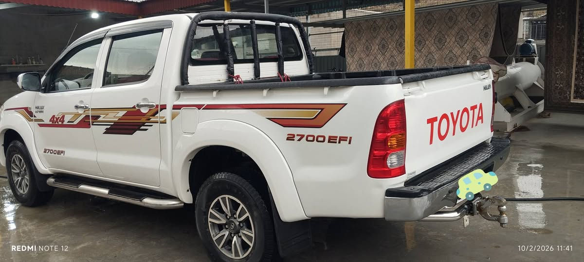 مەرزیە سعودی سەید نەهرۆمۆدێل 2011هەمو گیانی بەشەرت بەمەکینەو گێرو ئەکسلو تەقەو ڕەقەو دەعامی بۆدەعامی بەشەرت سەنەوی بەسەر نەچوەو ڕەقەمی نوێیە سەیارەکەهی ماڵی خۆمەو دەستی خۆمە یەکشوختی بچوکی هەیەو لەچاملغی لای سایەق هەندی سەری پەنجەیە سەیارەکەیەک دینار مەسرەفی تیانیەو جێی فیتپەمپی وەکو شەریکە بۆ چاکراوە لەبن کوشن پێویست ناکات تانکی دابەزینی بۆ گۆڕینی
***********
***********
