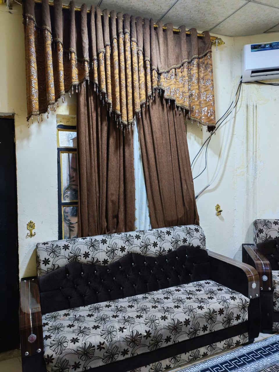 للبيع طبلات25 قنفات ب200 وسرير طفل75 وبيهم مجال


**إذا كنت صاحب هذا الإعلان وتريد حذفه لأي سبب، رجاءا أرسل رسالة إلى الدعم الفني**