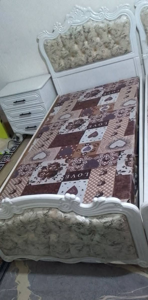 السلام عليكم عندي جربايتين وكومديات توصه يم نجار ضرر مابيهن ب450 وبيهن مجال


**إذا كنت صاحب هذا الإعلان وتريد حذفه لأي سبب، رجاءا أرسل رسالة إلى الدعم الفني**