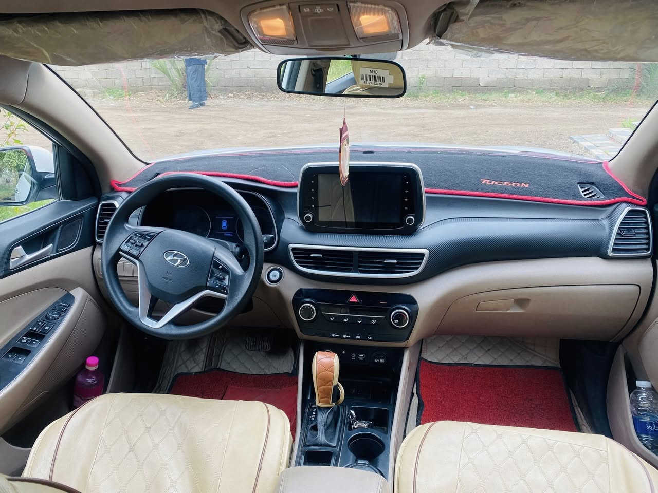 السلام عليكم
توسان موديل 19 خليجي كوري فول مواصفات 
رقم اربيل دولي جديد وكاله وتحويل مضمون بيها 3 قطع صبغ بدون دواخل 
السعر 170 وقابل للتفاوض 
للأستفسار الاتصال فقط 
 *********** 
***********
واتساب مُتوفر
