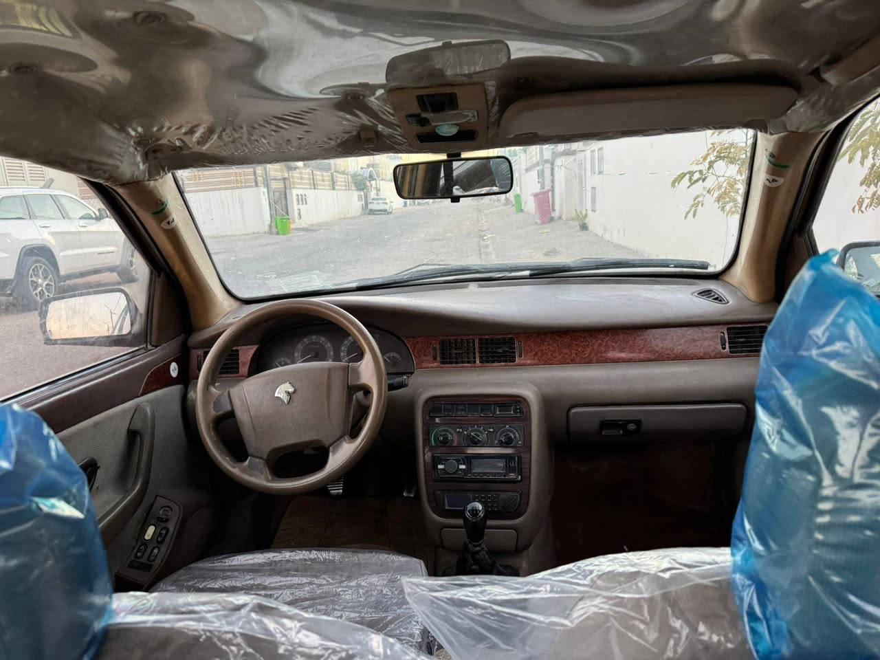 السلام عليكم للبيع سمند موديل 2012
السياره كفاله بيه بس باب السدر بي صبغ 
حداديه جديده 
باتري جديد تخم تاير جديد 
سياره حلوه وخير من الله 
مداور ثاني يوم 
رقم كربلاء مشروع وطني 
مكان السياره نجف الاشرف 
السعر 35 وبيه مجال 
الشراي يتصل وبي خير ويدلل 
مكينه وكير نضاف تبريد شغال 
***********
