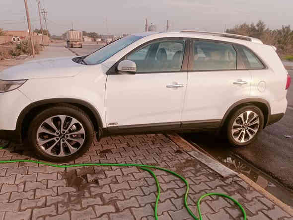 سورنتو 6  7 راكب رقم بغداد 2014 خليجي كويتي كامل مواصفات عدى البنوراما
السونار مرفق مع الصور 

السعر 180 وبيها مجال

***********
