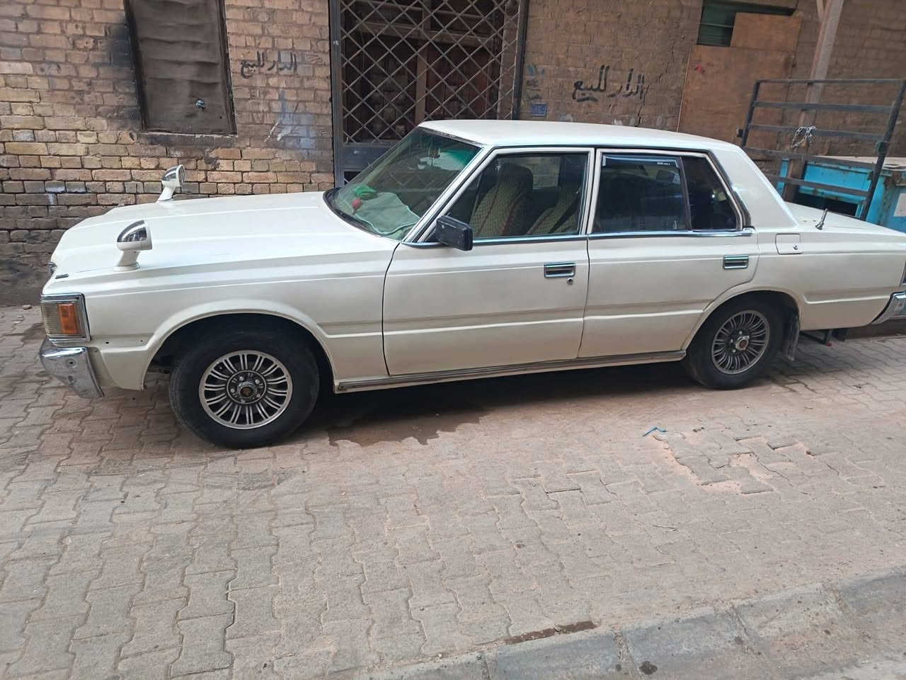 سلام عليكم سوبر 1982/ معمره عام سياره بسمي مكان بغداد سياره خير من الله/ *********** / سعر 45 بيه مجال حك جيه / غير متواجد على فيس
