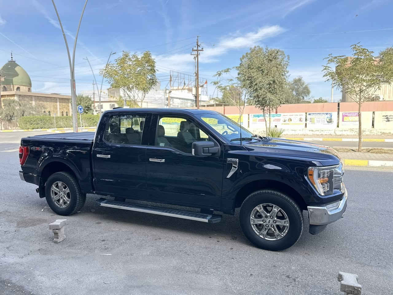 فورد . F150
موديل 2023
 4*4 .دبل اكسل مواصفات  .xlt
محرك 6 .2700. توربو 

رقم سليمانيه بسمي تحويل او وكاله مباشر
حادثها جاملغ سايق وباب سايق بلادي مبدل ربع بونيد صبغ بجم كبس 
ماشي 30 km
كامرات ٣٦٠ 
گير طياره ✈️
كشن هيتر 
مواصفات هوايه بيها خيرمن الله 
سياره جاهز من كل نواحي 
للاستفسار اتصال مكاني كركوك 
***********
