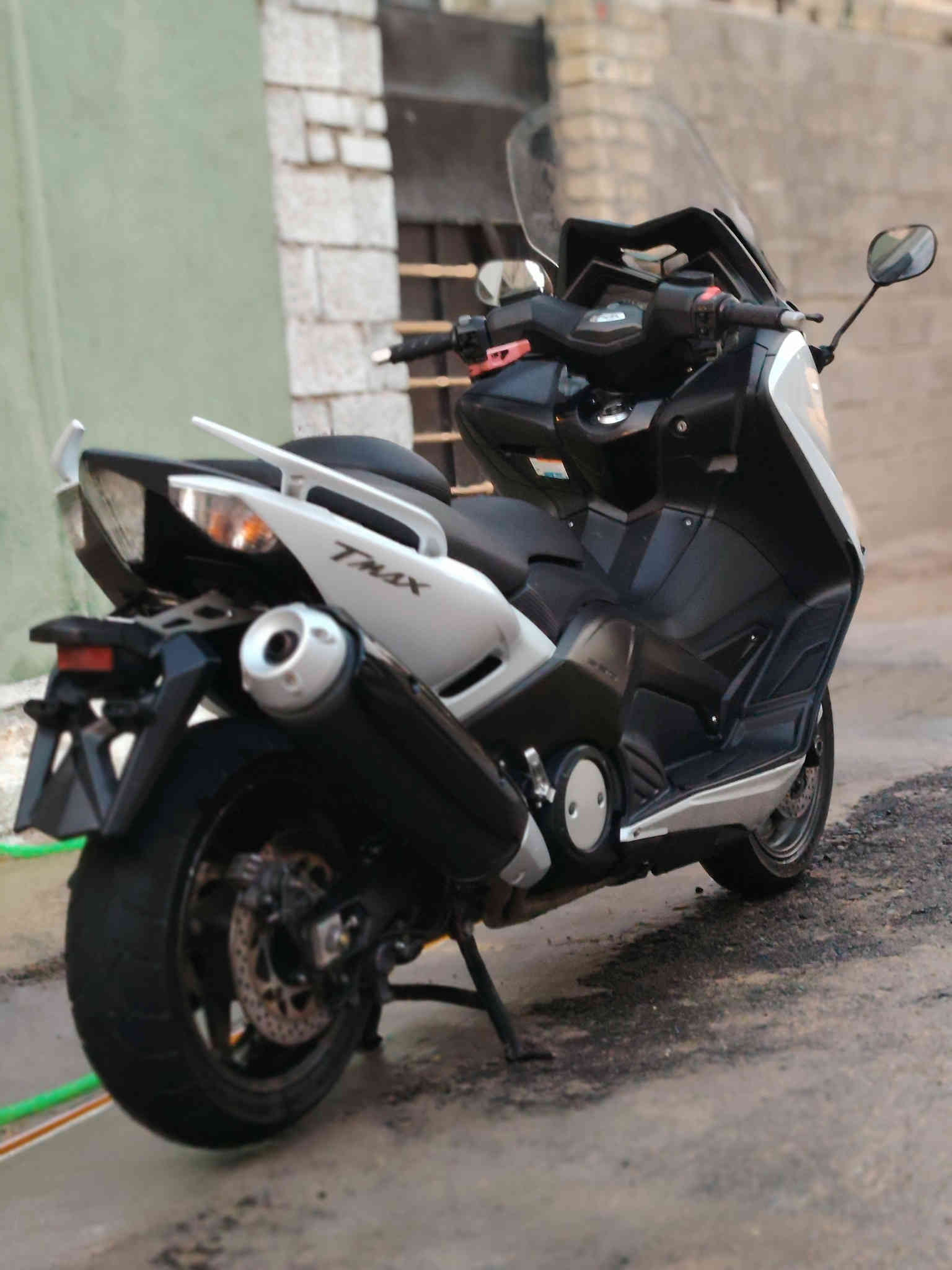 السلام عليكم
TMAX 2014   530
دراجة بحالت الوكاله مكفوله كفالة عامله من كلشي دشبول احمر يعنى وارد ياباني
ماشيه ٣٠لف
سويجين اي بي اس
مكاني بغداد الزعفرانيه راقم ***********
السعر ٤٦ وبيها مجال بصيط
