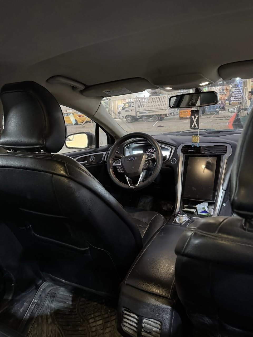 يالله فورد فيوجن2017فول مواصفات كير ماوس كشنات كهرباء إطفاء ذاتي تشغيل عن بعد سياره نضيفه صدر وحداديه جديد
كامل مواصفات 
السعر110وبيه مجال
***********
