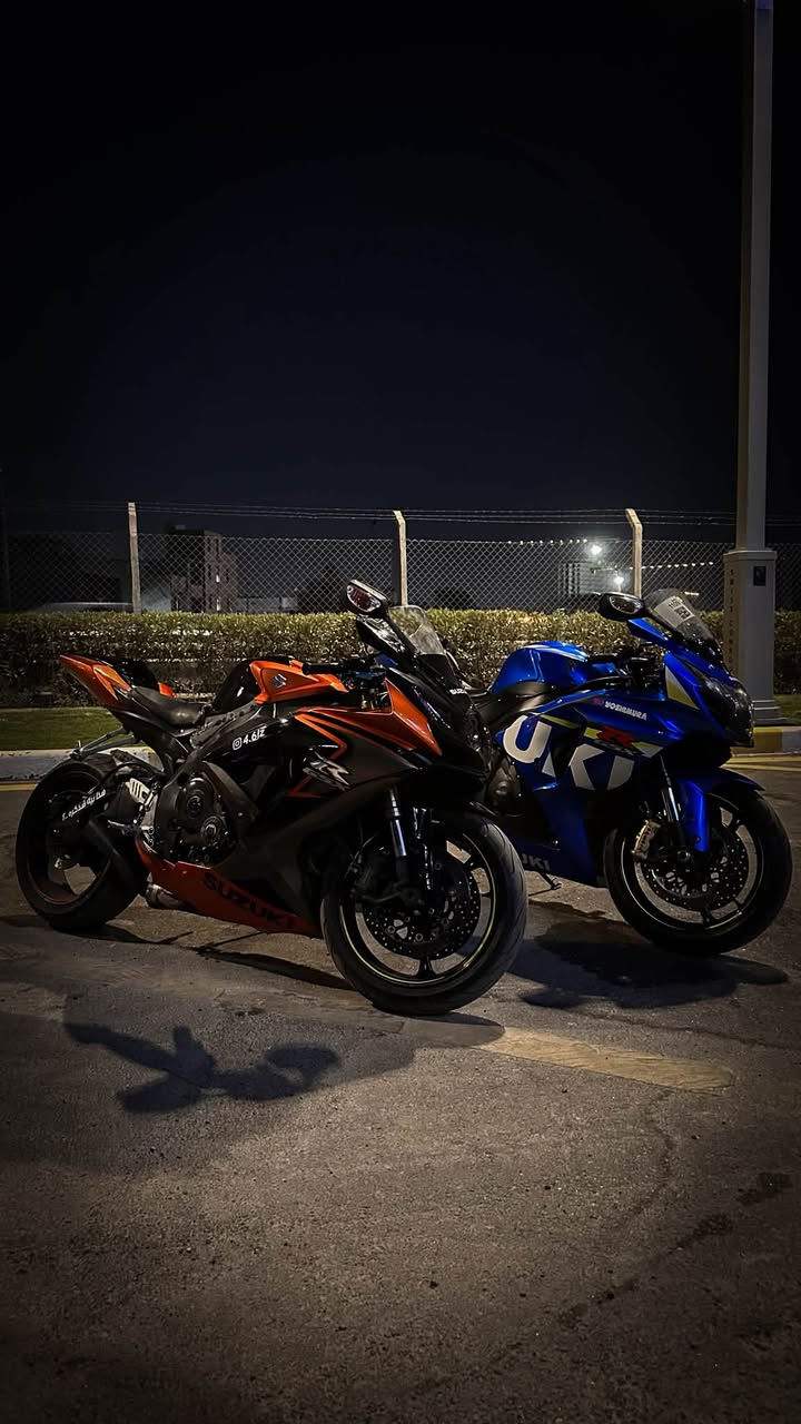 السلام عليكم شبابنة المرتبين مره خصت الادمن 
للبيع فقط جكسر GXR 2009  750 حماوة انسه متعبر ال100 
برمجة 3 مودات ABC 
شباب للتنبيه الدراجة كصه اولى (احمد جادرية ) بيهه نقوصات ڪلش بسيطة 
الدراجة حلوة كاعده
📍عنواني غزالية السعر 35$ 
***********
