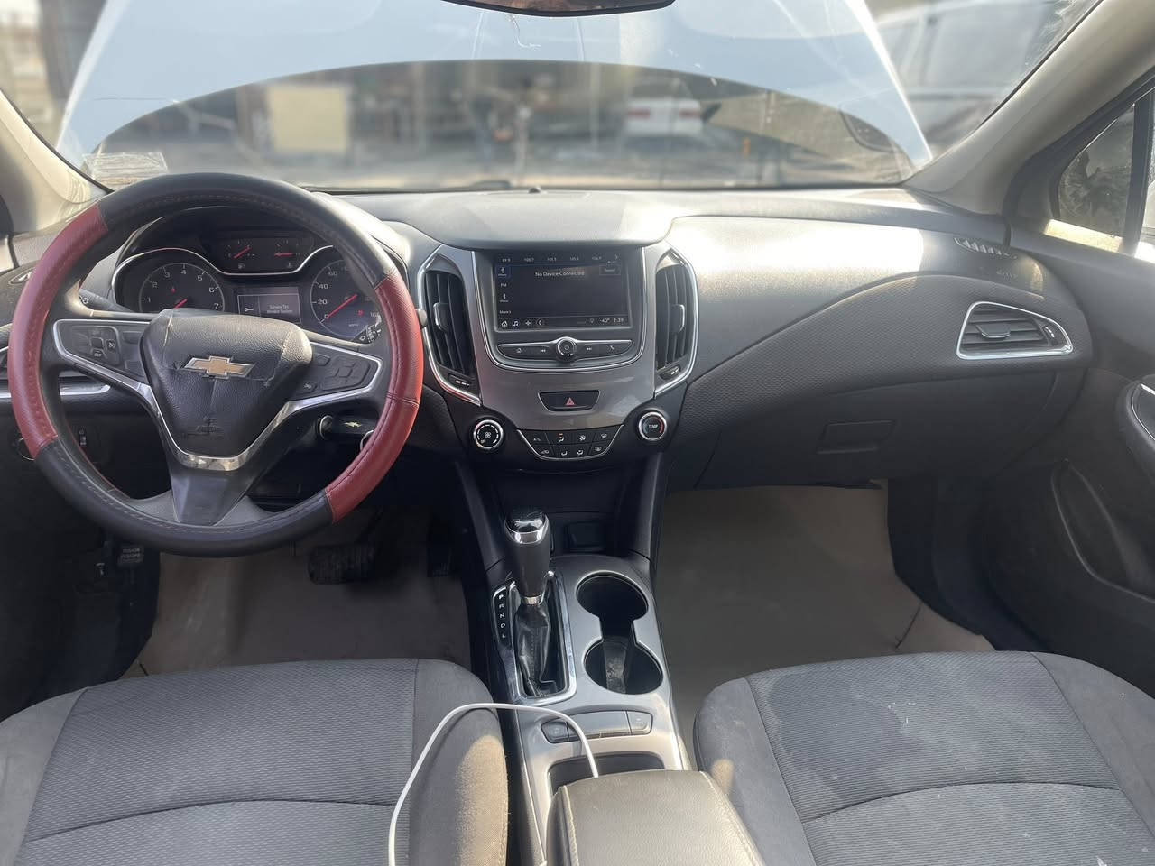 السلام عليكم
شوفرليت كروز مديل 2019

معوقين ذي قار مخلصه المده تروح داور كبل بسمك 

مواصفات LT

ماشيه 90الف 

السعر 78وبيه مجال 

***********
