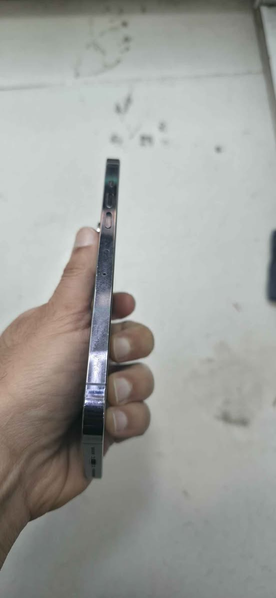 شاشەی گۆرایە لەگەل پشتو پاتری
ئایفۆن ١٤پرۆماکس
٢٥٦گێگا
دووسیم 
نرخی ٤٠٠دولار قفلە أربيل, العراق


**إذا كنت صاحب هذا الإعلان وتريد حذفه لأي سبب، رجاءا أرسل رسالة إلى الدعم الفني**