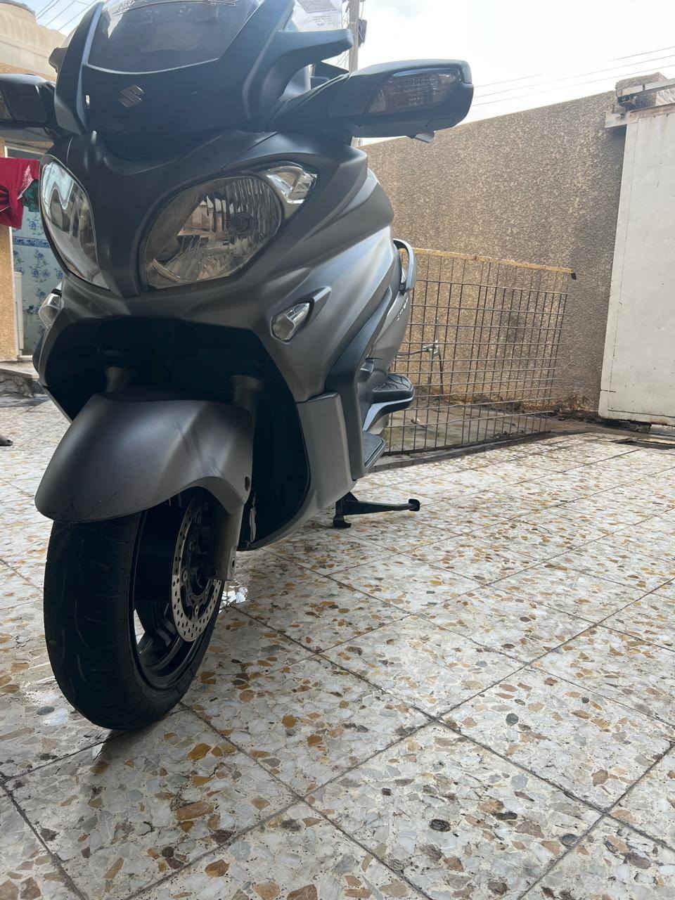 السلام عليكم حبايبي رمضان كريم د دراجه سكاي ويف مكفوله كفاله عامه مكينه كهربائيات
***********
السعر ٣٣ ورقه وبيها مجال
