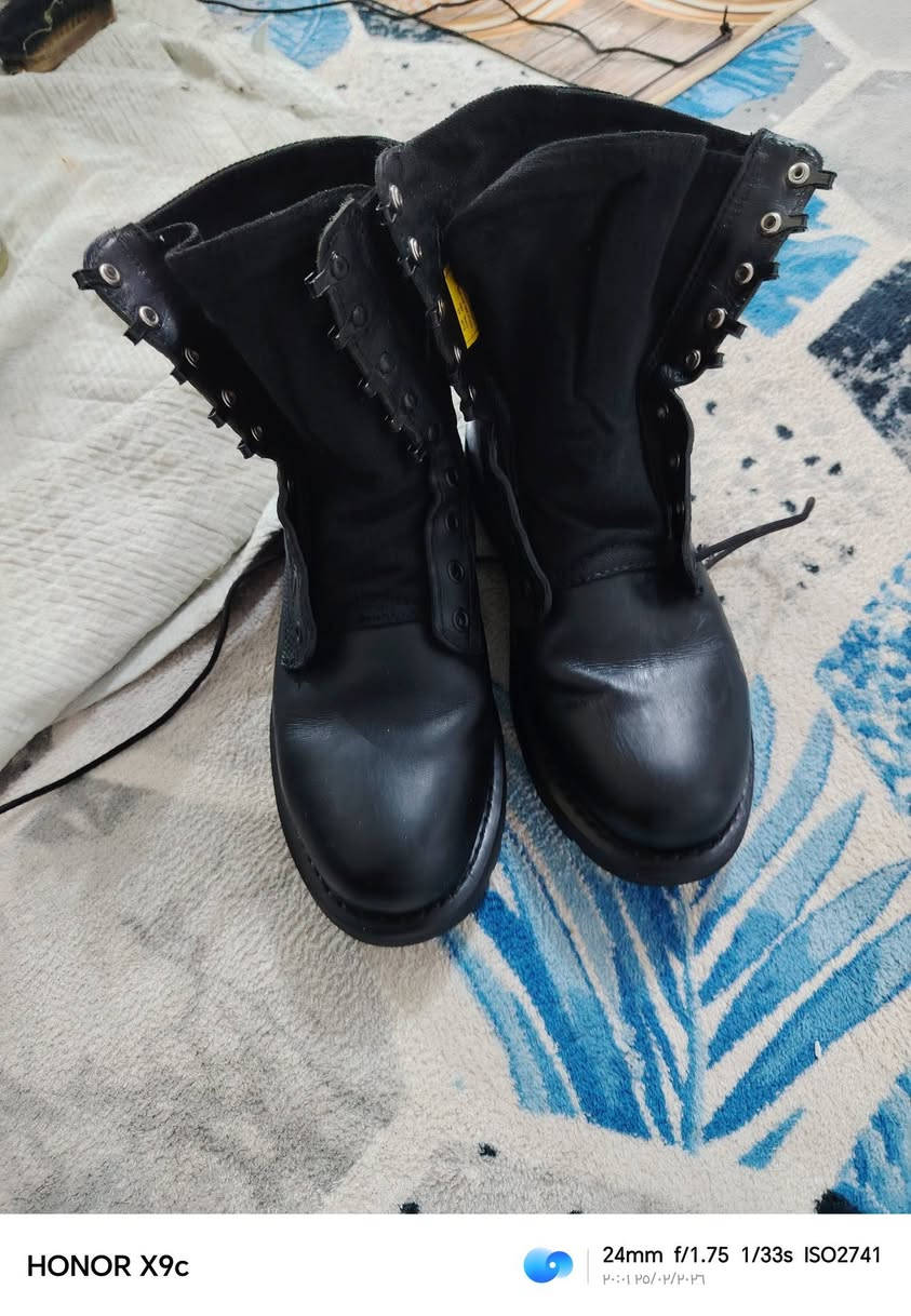 شباب بساطيل بي اف اصليات مستعملات شهر او اقل نضافه ٩٠٪قياس ٤٣و٤٤و٤٥و٤٦ السعر الواحد ٣٥ وبيه مجال قليل الي يريد يراسل خاص


**إذا كنت صاحب هذا الإعلان وتريد حذفه لأي سبب، رجاءا أرسل رسالة إلى الدعم الفني**