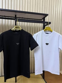 تيشيرت برادا • ابيض واسود • S-XXL