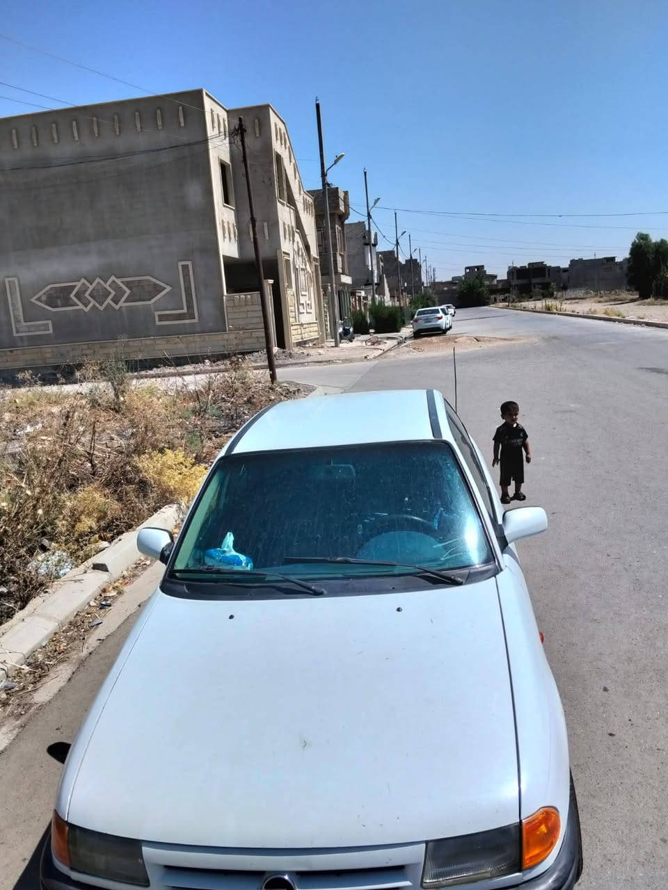 اوبل استرا حجم 16 موديل 93
گير ومحرك شرط والسيارة بأسمي 

السيارة اصليتها تبريد 

رقم نينوى

مكان السيارة الموصل الأيسر 

للاستفسار الاتصال ‏‪***********‬‏
