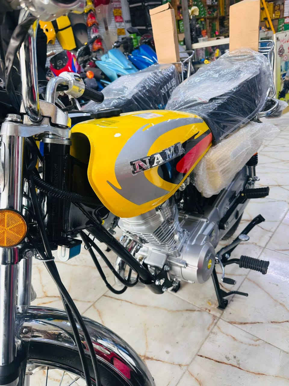 سلام عليكم  دراجات نامه سكنر وكيل تجي بكارتون عنوان ميسان قضاء الميمونه  سعر خاص عله رقم ***********
