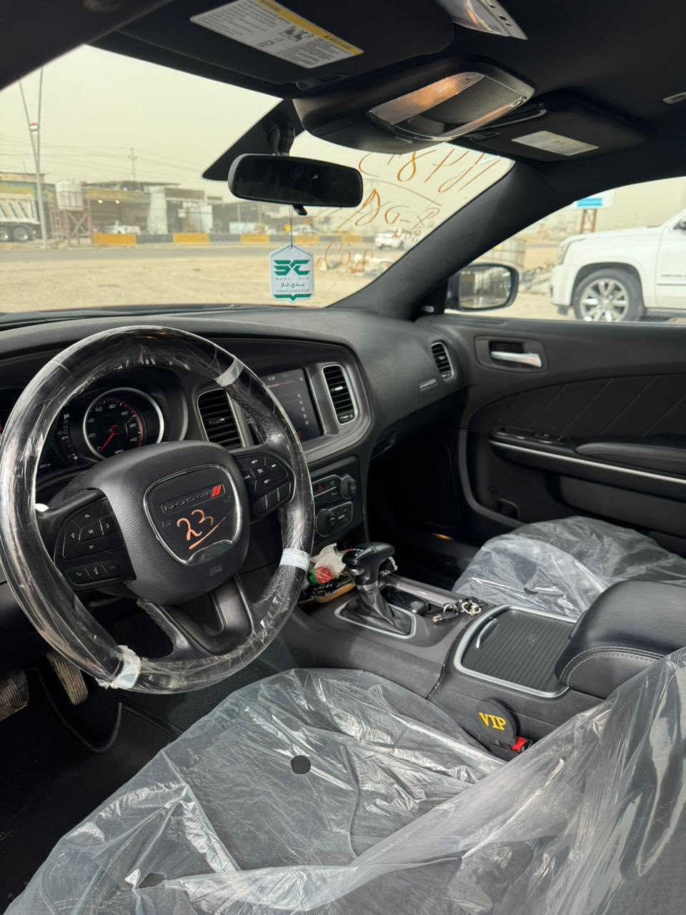 السلام عليكم جارجر 2023 اصل رقم بغداد تحويل مواصفات sxt  ويل 20 صور الحادث داخل المنشور 
السعر 235وبيهه مجال 
***********
العنوان البصره القرنه
