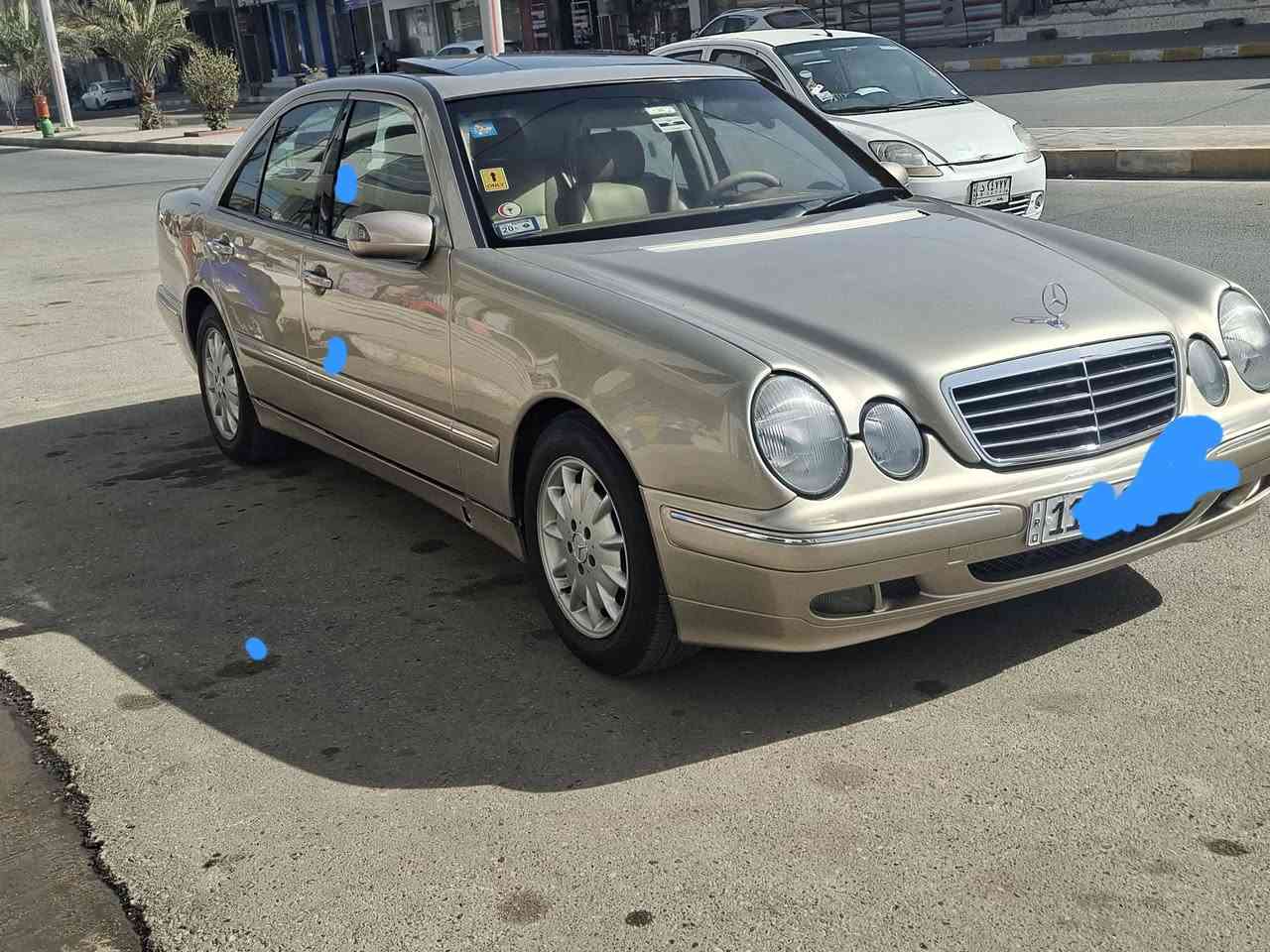 للبيع ام عيون ٢٠٠٢ وارد امريكي صبغ جمالية سعر ١٤٠استفسار ***********
