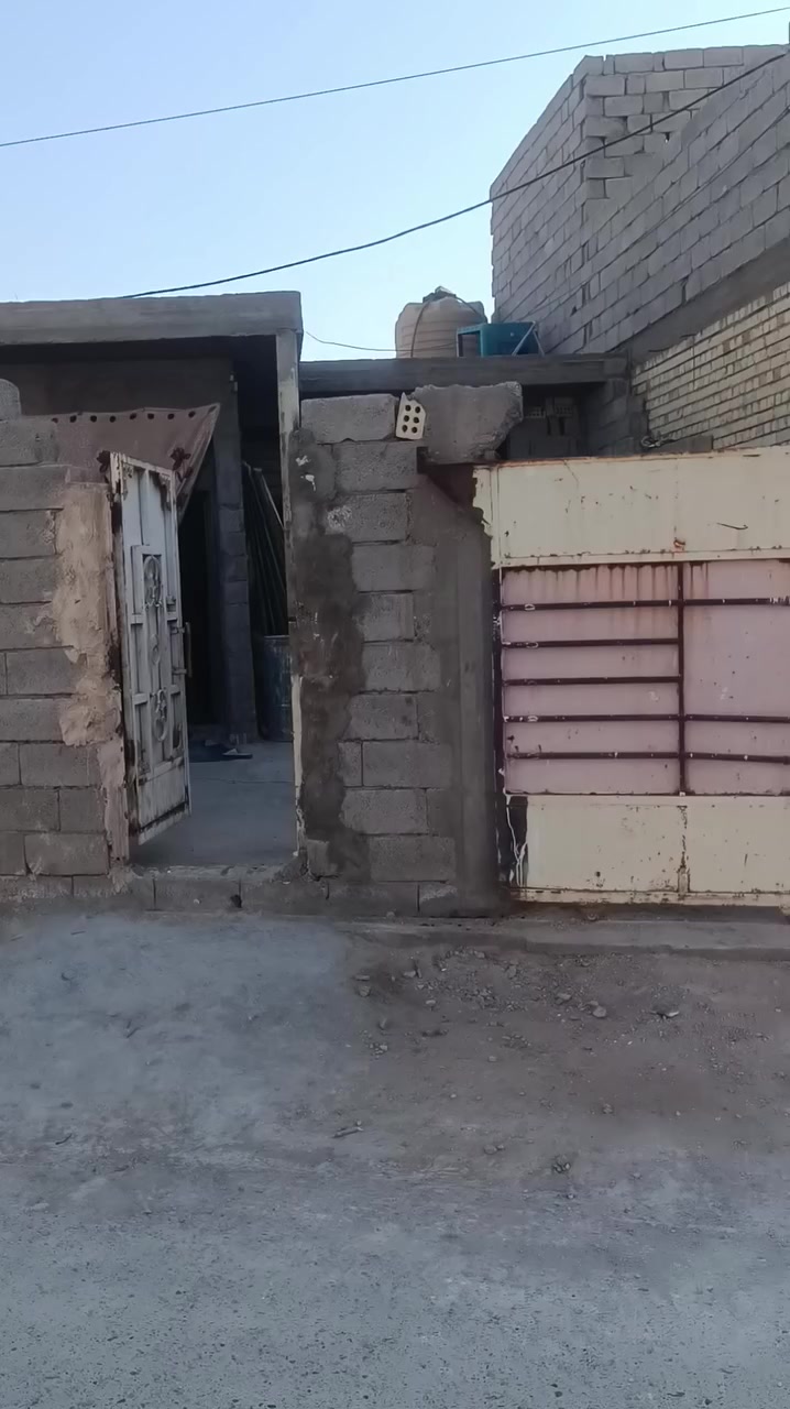 سـلآمـن عليگمـ  عندي بيت لبيع مـسـآحتهہ 180 نزآل 20/وآجهہ 9/  لآرقمـ آلهہآتف *********** مـگآن آلمـنزل آلگرغوليهہ سـآيد آلوآحد قرب بيت آبو حورآء   آنآ مـجرد مـگلف بل نشـر صـآحب هہآذ آلمـنزل رقمـهہ مـوجود
