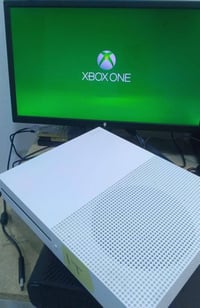 اكسبوكس ون اس • واحد تيرا • حساب و٥ العاب