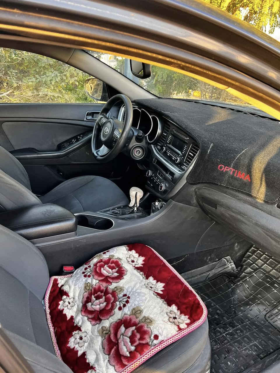 السلام عليكم ورحمة الله وبركاته
اوبتيما 2015 
ازرق نيلي ✅
امريكي ✅
كير 💯 ٪
محرك جديد 💯٪؜
حدادية امامي خلفي 💯٪؜
رقم بابل انكليزي ✅
باسمي تحويل ثاني يوم ✅
مبدل بنيد فقط ✅
القماره +الجنطه جرادات بسيطه بالبوليش تروح 
السعر 125$  مكاني بابل _حلة مركز 
***********
