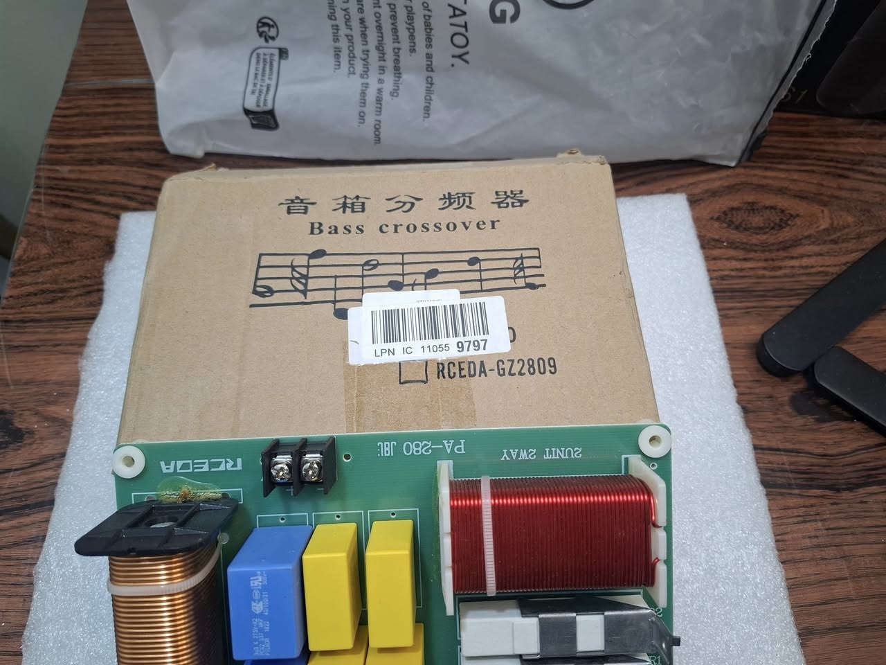 كرزوفر ماركه GBL جديد بلكارتون مال امزون


**إذا كنت صاحب هذا الإعلان وتريد حذفه لأي سبب، رجاءا أرسل رسالة إلى الدعم الفني**