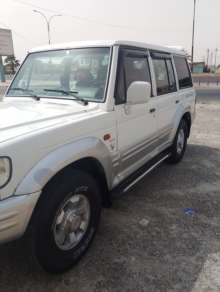 السلام عليكم   للبيع او المراوس حسب القناعه
هونداي كالوبر 2003 سته سلندر سبع راكب دبل كير داخل احمر كير ومحرك وصدر جدد تخم تاير جديد كهرابائيات جاهزه تبريد 3 قطع تدفئه وتبريد جاهزات جام كهرباء رقم دولي منضومه زنون للبيع او المراوس.   العنوان الرمادي ال سبعه كيلو للاستفسار هاتف ***********
