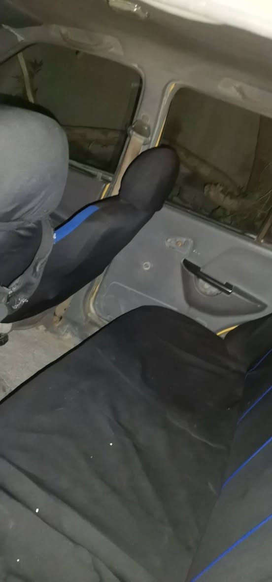سايبا للبيع ٨ ورقات بدون راعي
٢٠١٢
محرك خير من الله
صوت السيارة ناعم حلو
سيارة شغالة تمشي كاملة
عوزها شغلات بسيطة
مثل الجامة الامامية
السعر  ٨ ورقات. 
كهربائيات شغالة كلها واحد عل واحد
راعيها مسافر تجي تأخذها من بيتي
اتكفل سرقة وعشاير
أكرر تجي تأخذها من بيتي
*********** بي وات ساب

