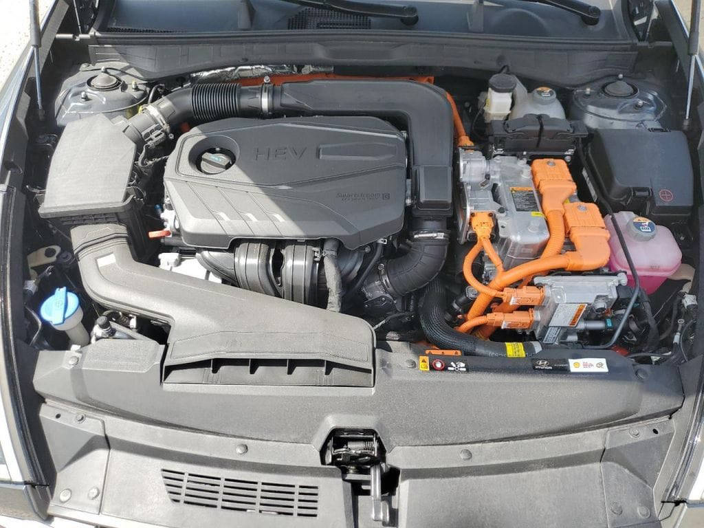 ⁨ ‏السلام عليكم:سوناتا هايبرد 2023
 فول مواصفات سيارة كلين مكفوله كفاله عامه من الصبغ والطخه ماشي 50,000 سيارة غرق ربع التاير واصل الماء.  
للاستفسار ::***********
