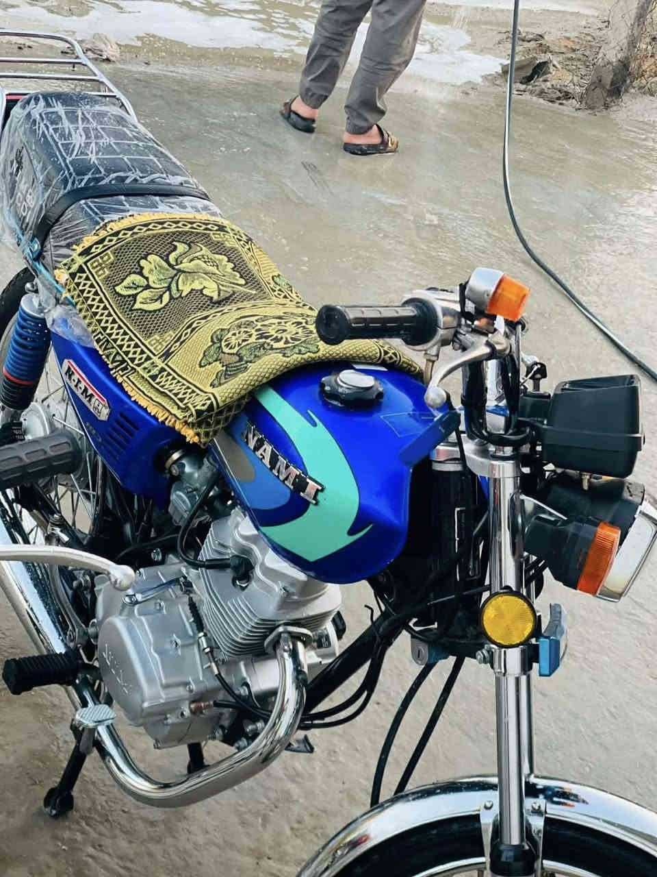 سلام عليكم ورحمة الله
نامه امتياز موديل25
دراجه كفاله عامه من ناحيت كلشي
الدراجه تفيلس ما مفيلسهاا
السعر650وبيها مجال
للاستفسار خاص او تصال
***********
