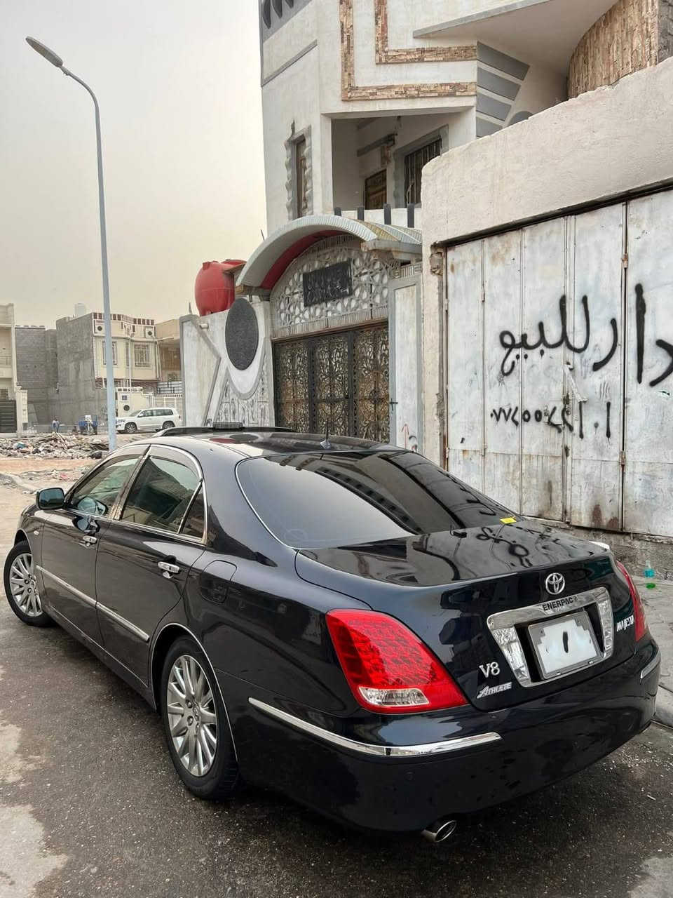 السلام عليكم ماجسته حاويه سيارة جديده تحوير نجف٢٠٠٧سياره كفاله عامه  سعر 85وبيه مجال مكاني بصره رقم هاتف ***********
