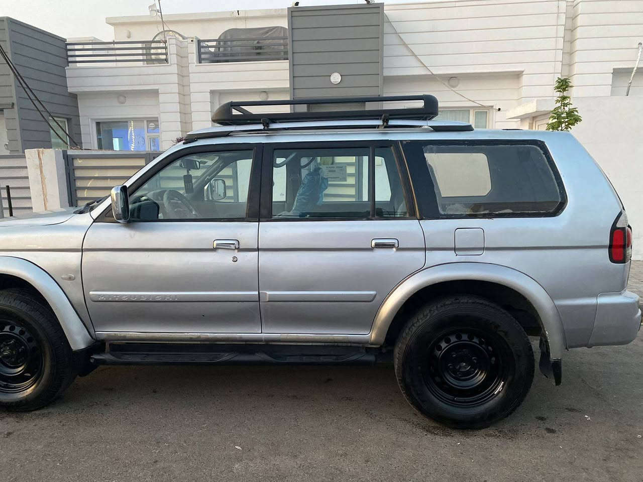 سياره مسیبوشی ناتیفیا 2008 محرک بیلادی اربعه تایرات جديد سبغ عام سياره بسمي سنویه تنتهي 2029 اربعه جاماة کهربای قفل مرکزی دبل اکسل رقم اربيل دوليه شاشه کامرا سعر 75 وه ره قه بيه خيط بخار 
مکان کلار اراوس اب بیکب او کیه 
***********
